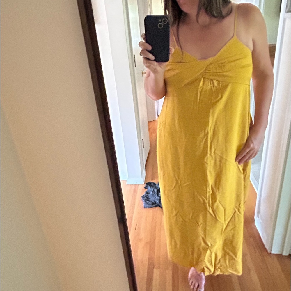 Banana Republic dress NWT, never been worn